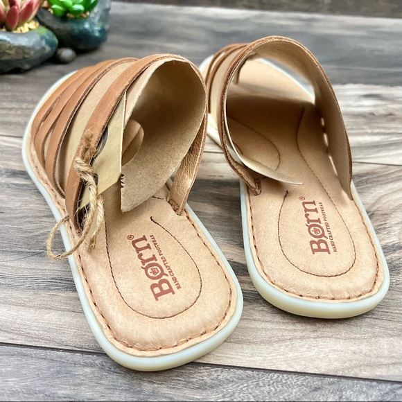 NIB Born Sassafrass Slip On Slide Thong Flat Sandal Brown Cognac Leather 8M 39 - Picture 8 of 12